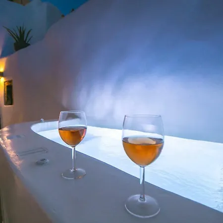 Вилла Demeter Cave House - Luxury Adults Only Cave House Пиргос