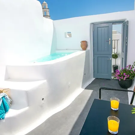 Demeter Cave House - Luxury Adults Only Cave House Villa Pyrgos Kallistis