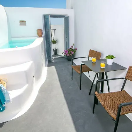 Demeter Cave House - Luxury Adults Only Cave House Pyrgos Kallistis